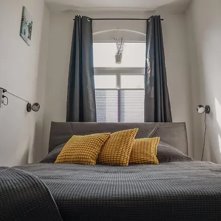 Apartamento *neu*family&work*wlan*ntflx*cozy*zentrum*toplage Chemnitz